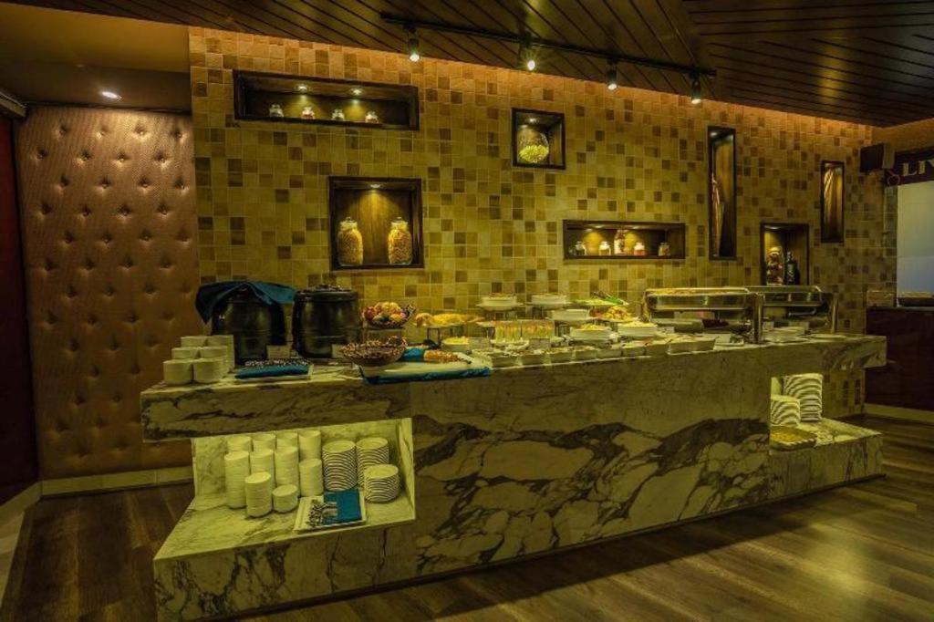 Hotel Castle Salam Khulna Zewnętrze zdjęcie