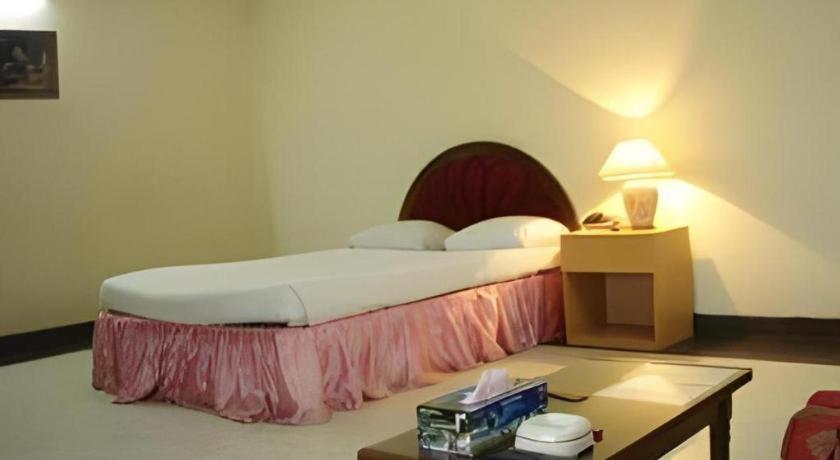 Hotel Castle Salam Khulna Zewnętrze zdjęcie